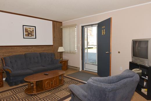Thunderhill Motel And Suites Swan River Exteriör bild