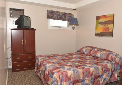 Thunderhill Motel And Suites Swan River Exteriör bild